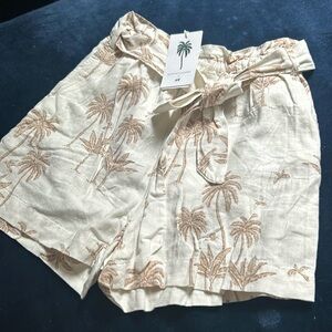 NWT Desmond & Dempsey X H&M Linen Blend‎ Shorts White Tropical High Rise Shorts